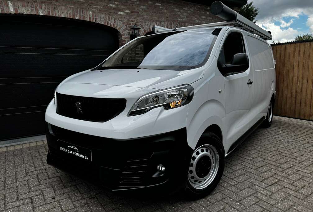 Peugeot | BTW INCL | L2 | AUTOMAAT | DAKREK | NAVI | CAMERA | ACC | BLIND SPOT | FRONT ASSIST | CARPLAY |