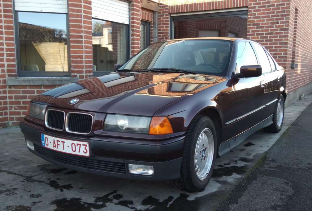 BMW E36 320i 1994 Oldtimer + Extra Set Velgen