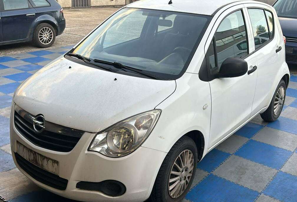 Opel 1.0i benzine bj. 2011 80000km