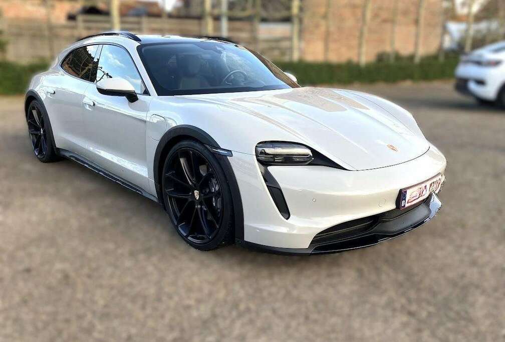 Porsche Taycan 4 Cross Turismo
