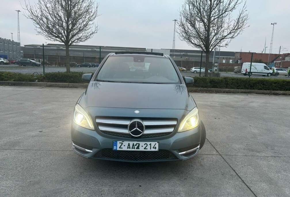 Mercedes-Benz CDI PREMIUM EDITION // FULL