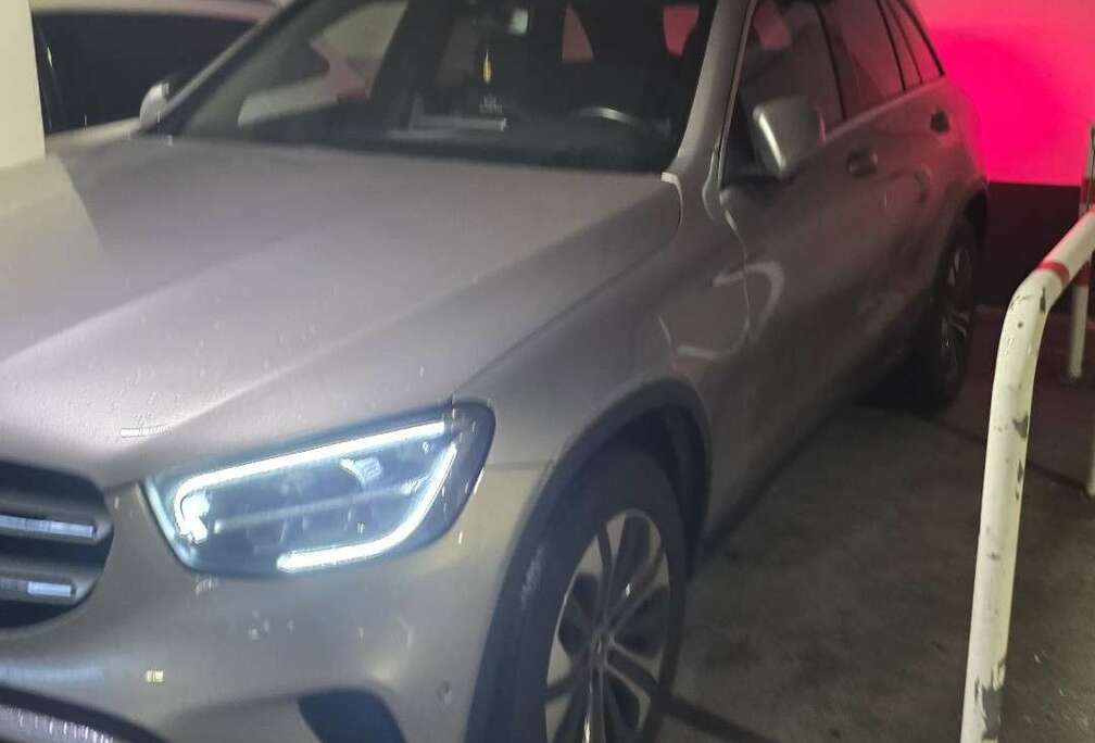 Mercedes-Benz d Business Solution (EU6AP)