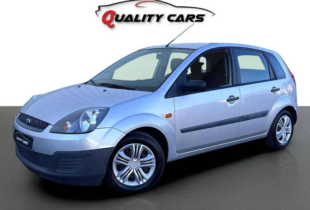 Ford Fiesta 1.3i | 63.000 KM | Navi | CarPlay | Garantie
