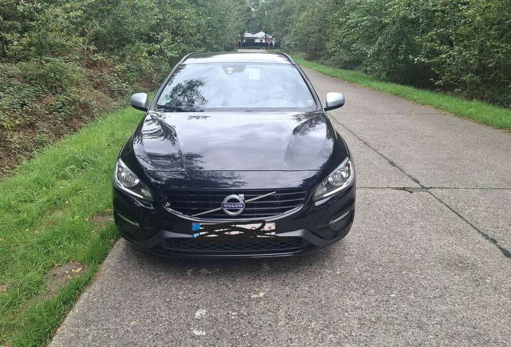 Volvo 2.0 D2 Momentum R-Design