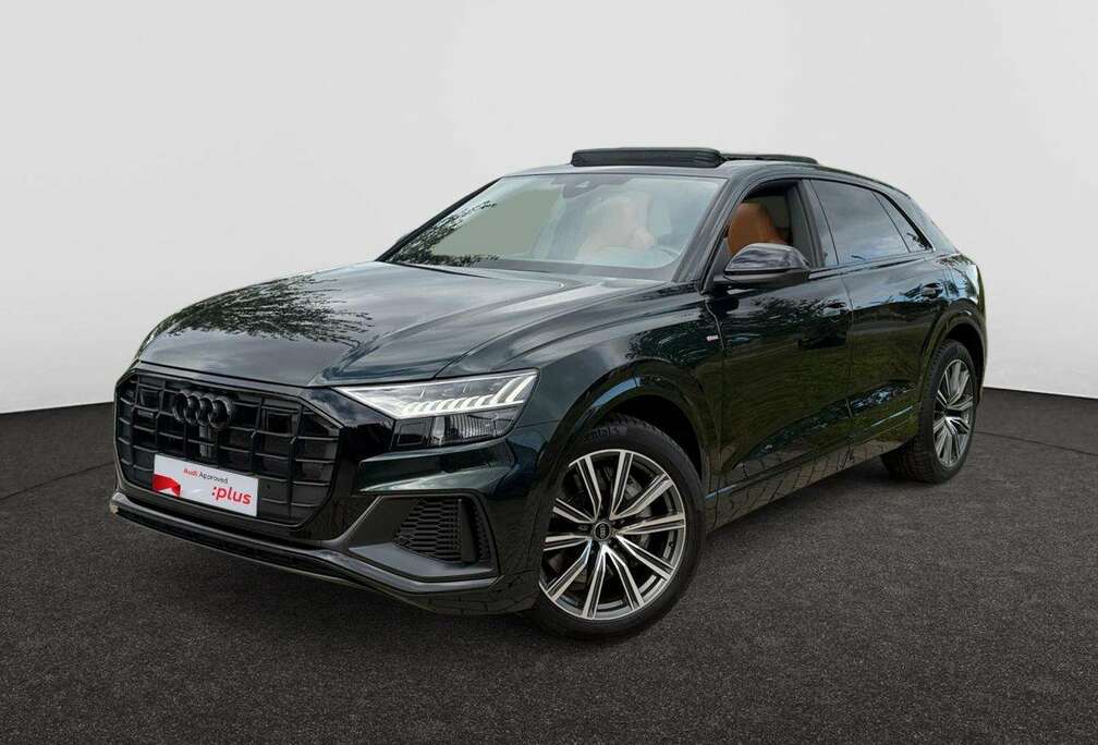Audi 55 TFSI e Quattro Tiptronic  290kw ( 390 Pk ) /// Audi Exclusive buitenkleur /// S- Sportzelels Cognac /// Camera 360