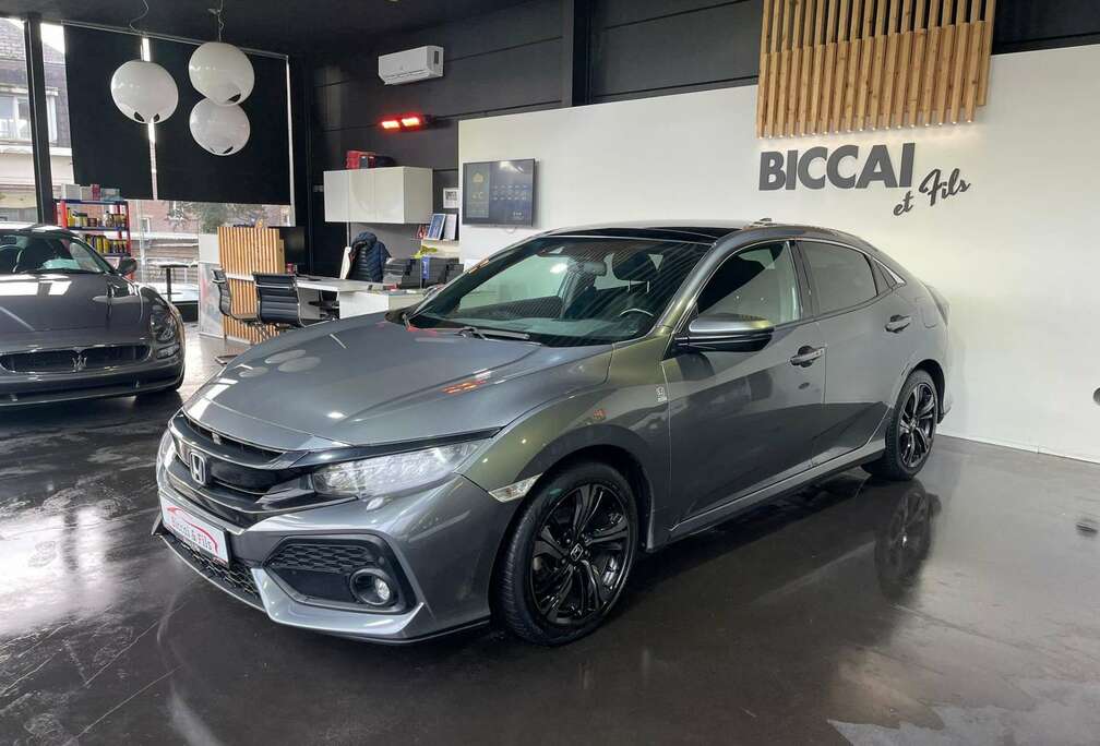 Honda Civic 1.0 i-VTEC Executive (EU6.2)