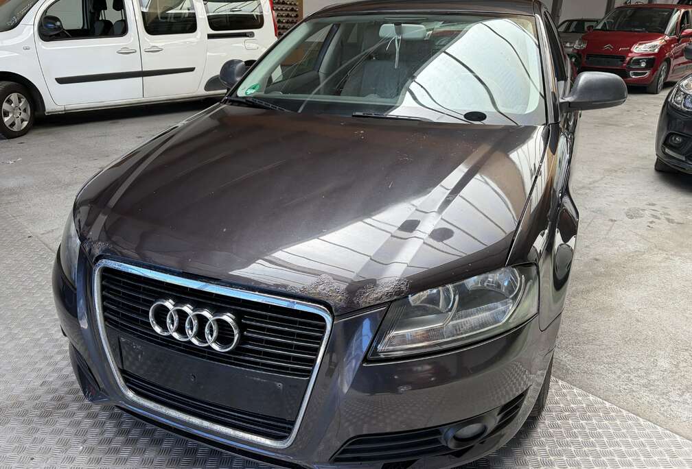 Audi A3 Sportback 1.6i Ambiente S tronic