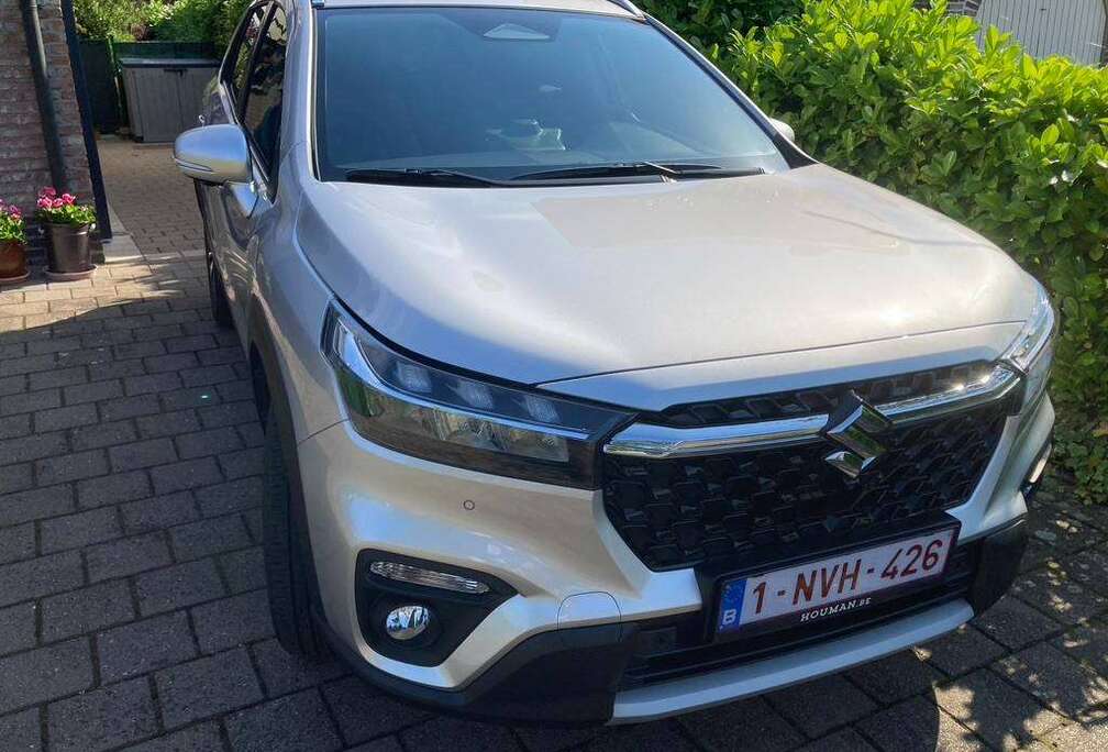 Suzuki S-Cross 1.4 Turbo Boosterjet 48V Hybrid GLX