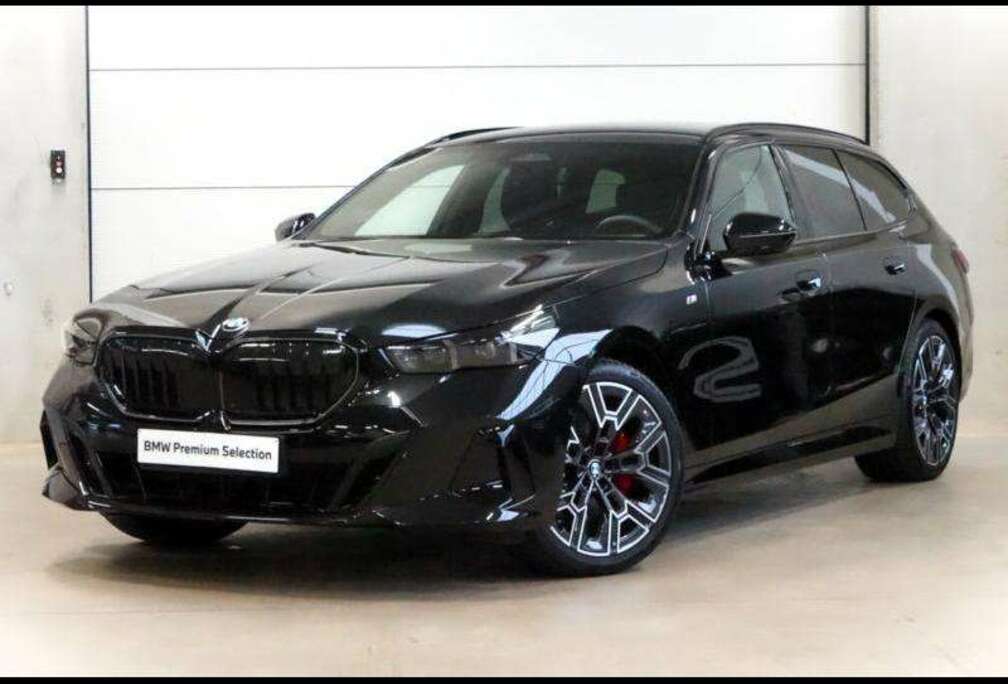 BMW M SPORT PRO - PANODAK - HARMAN