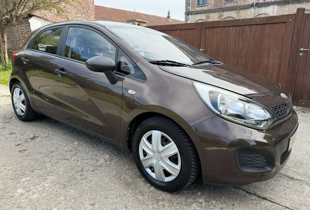 Kia 1.2i Easy *AIRCO*
