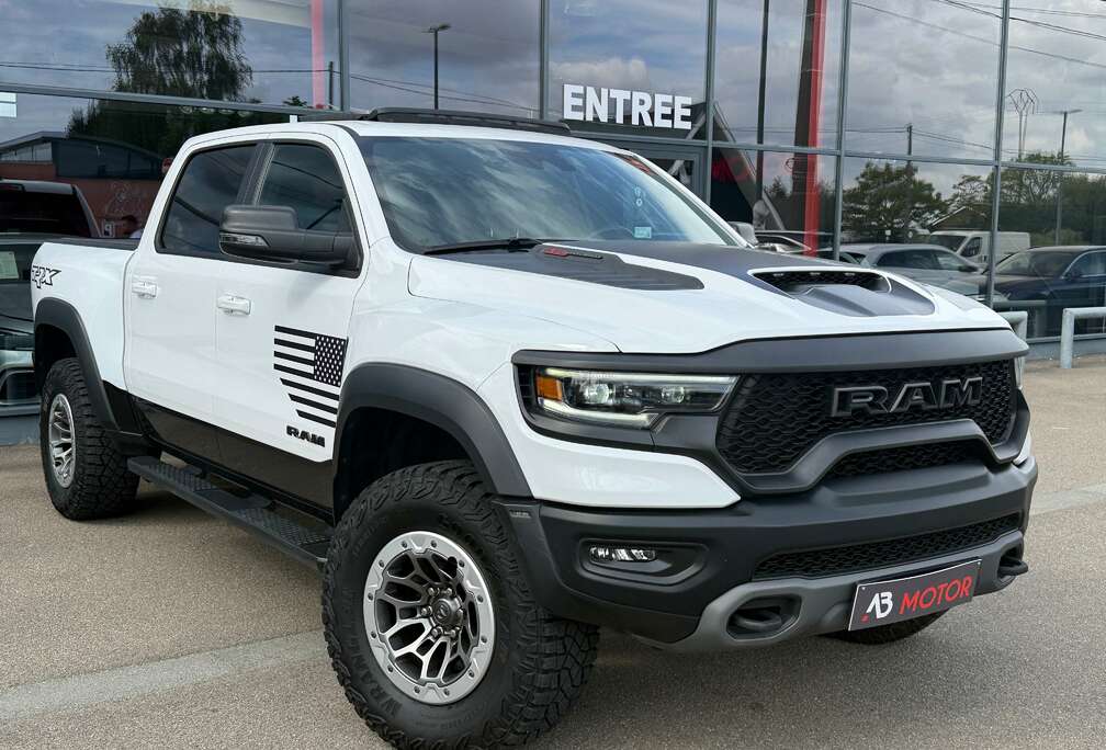 Dodge TRX 6.2L SUPERCHARGED V8 711CV TVAC LPG LEVEL 2