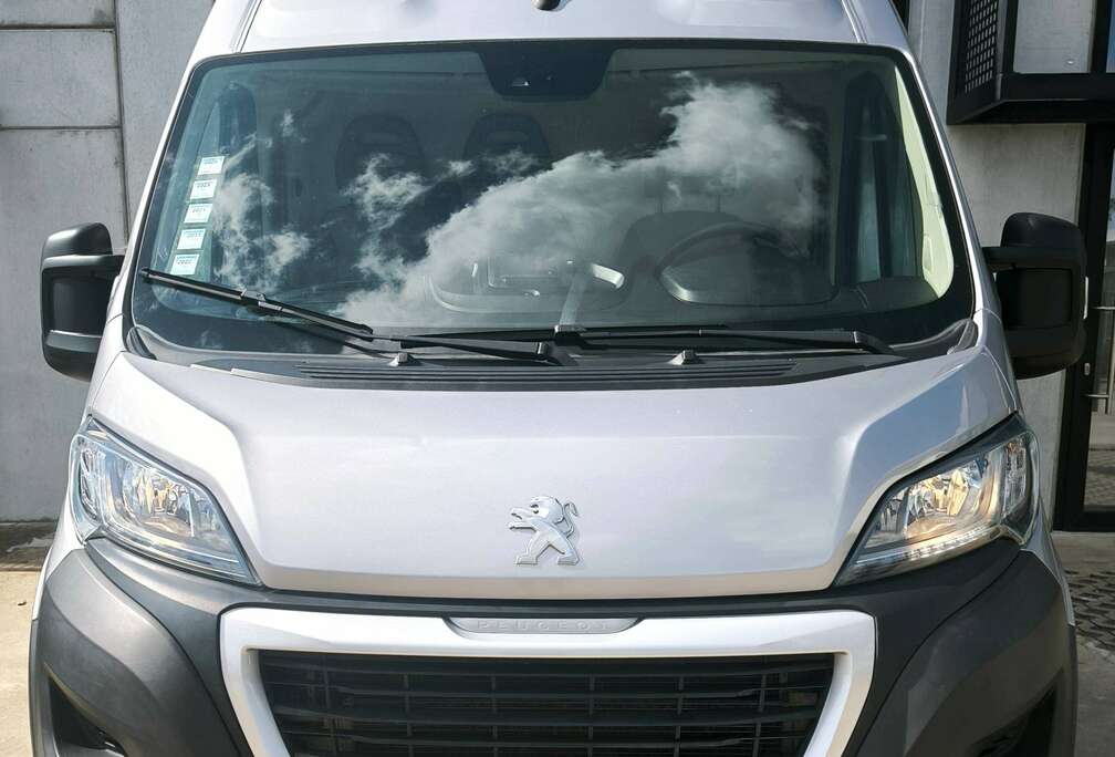 Peugeot 2.2 BlueHDi L4H2 pro BTW wagen