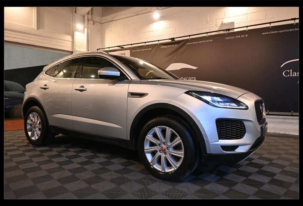 Jaguar E-Pace 2.0 T P250 AWD CAMERA / CARPLAY / PANO