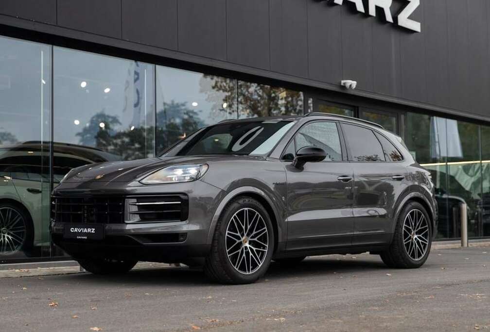 Porsche E-HYB SPORTUITL/HDMATR/21\