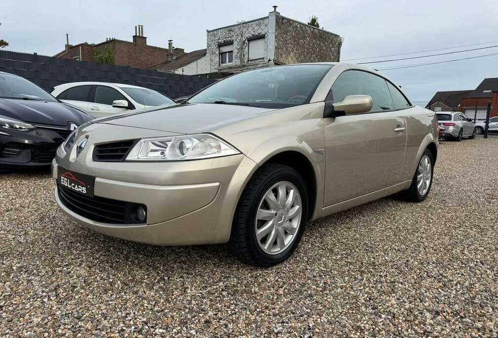 Renault Mégane CC 2.0i **12 mois de garantie**