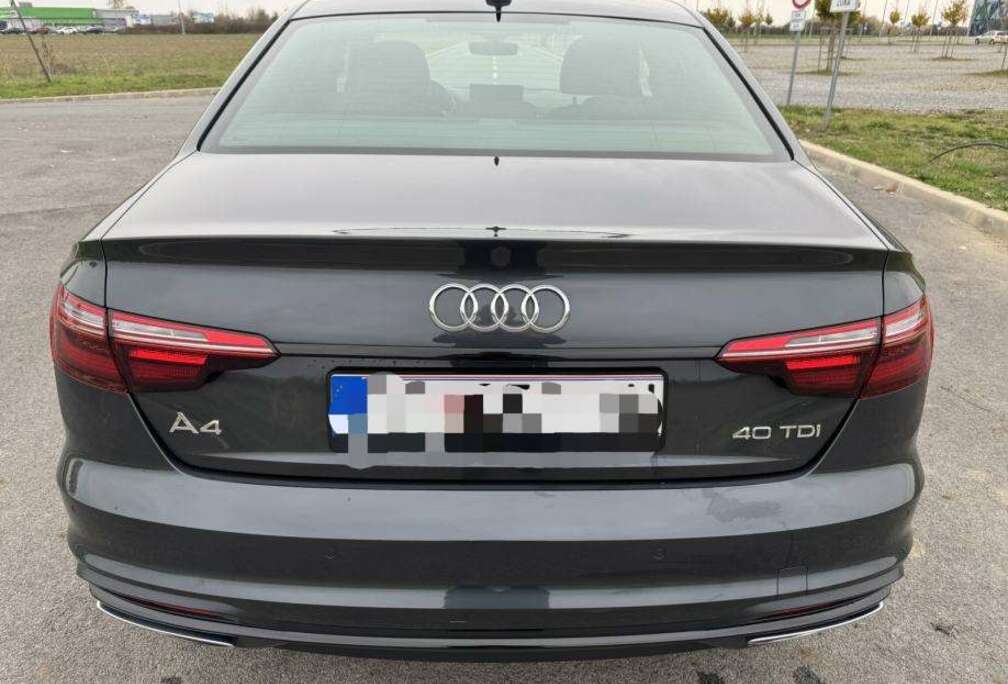 Audi A4 Avant 1.6i S line