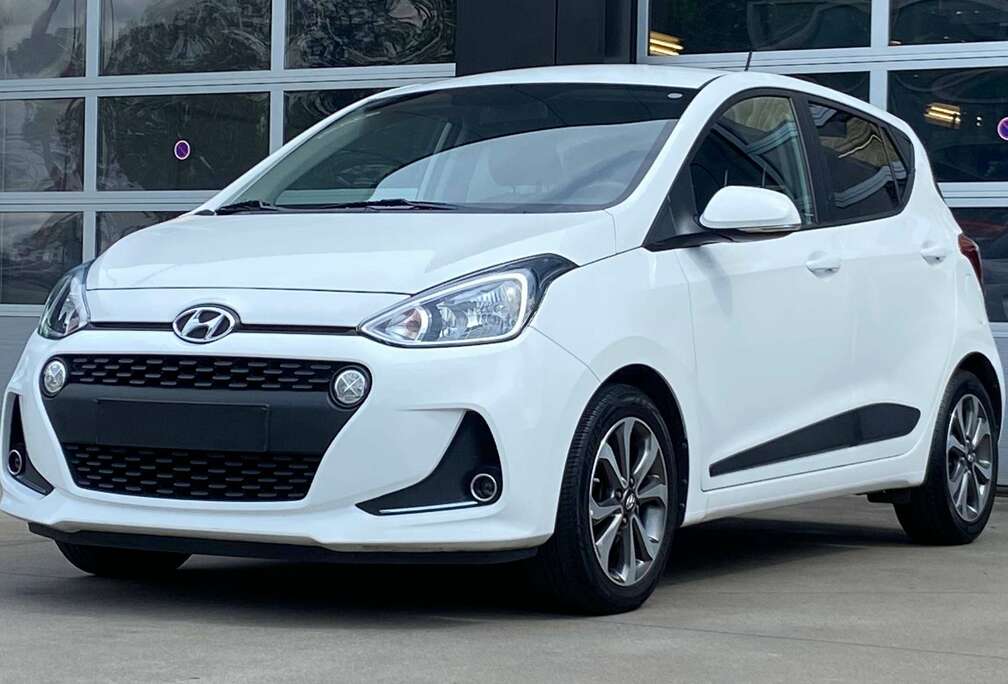 Hyundai i10 1.2i Sky