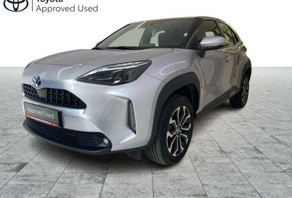 Toyota 1.5 HYB DYNAMIC PLUS