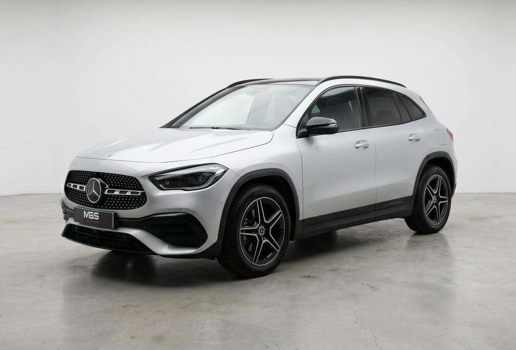 Mercedes-Benz * PACK AMG* TOIT PANO* CAMERA* LED* GARANTIE 12 MOIS*