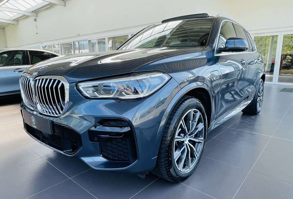 BMW 3.0A xDrive45e ** GARANTIE + PACK M + TOIT PANO + LASER + FULL ***
