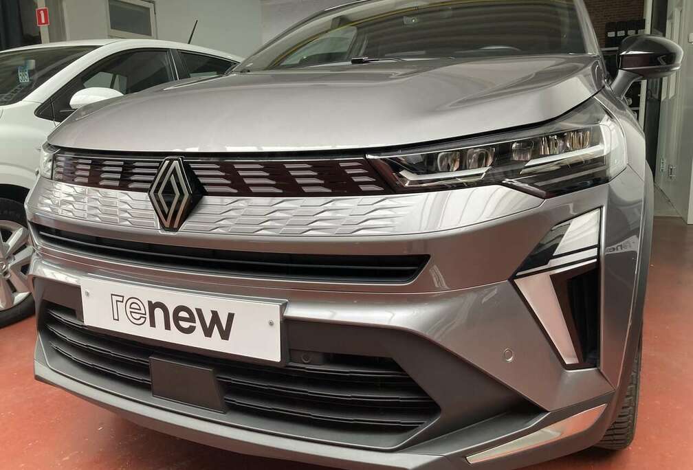 Renault TCe 140 Pk Mild Hybrid Techno * Automaat *