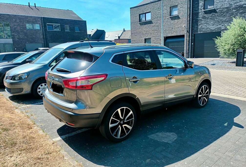Nissan Tekna