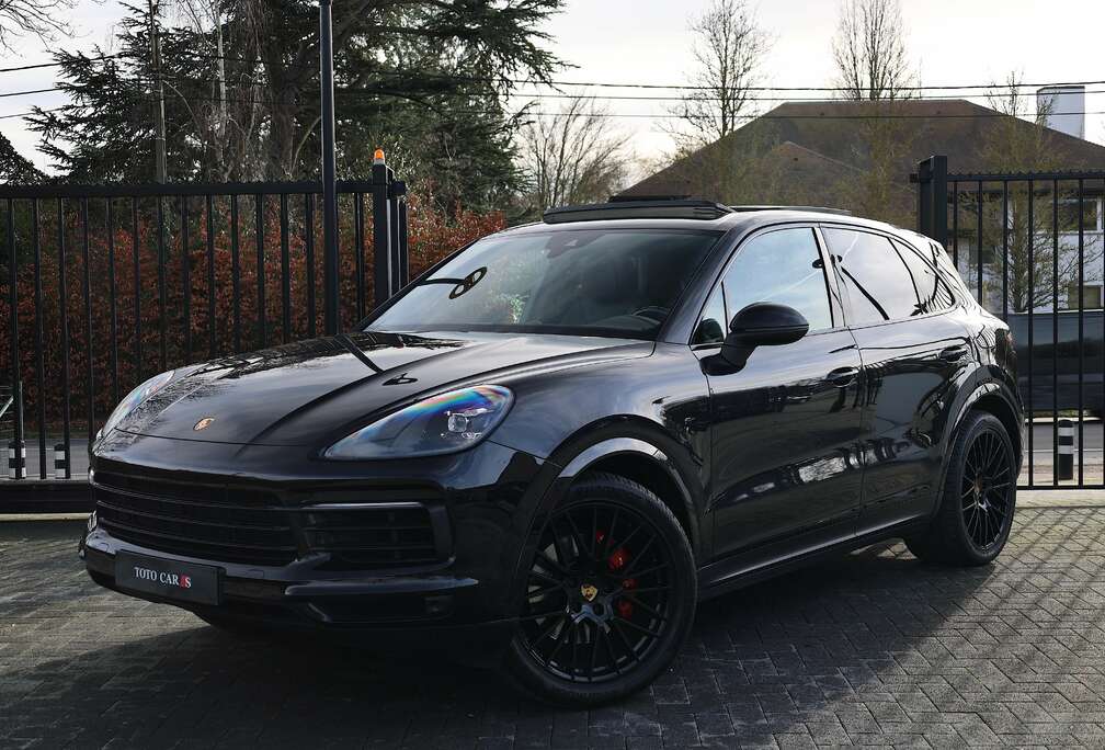 Porsche 3.0i V6 Hybride  Tiptronic S  Black Edition
