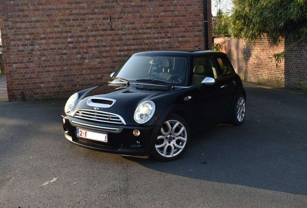 MINI 1.6i - 170