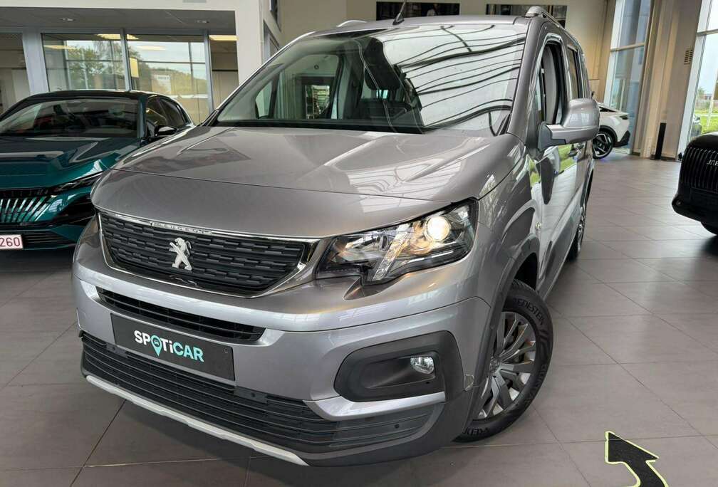 Peugeot 1.2 PureTech S/S Allure 5d 81kW