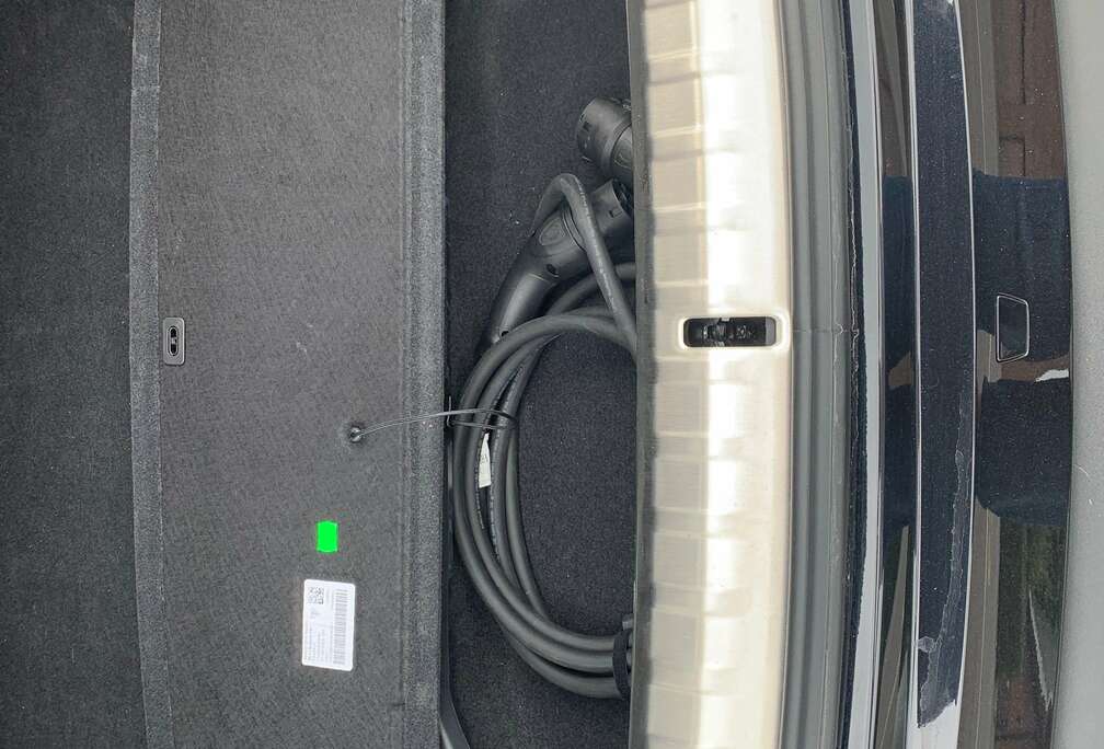 Porsche Taycan Cross Turismo 93.4 kWhS