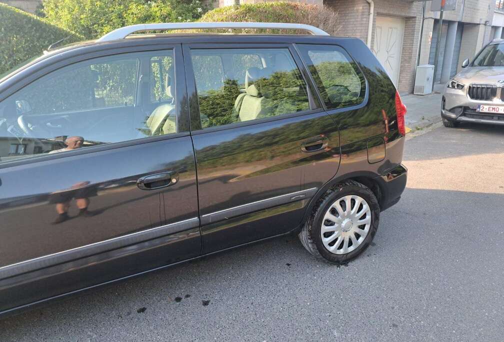 Mitsubishi 1.3i 16v Family Plus