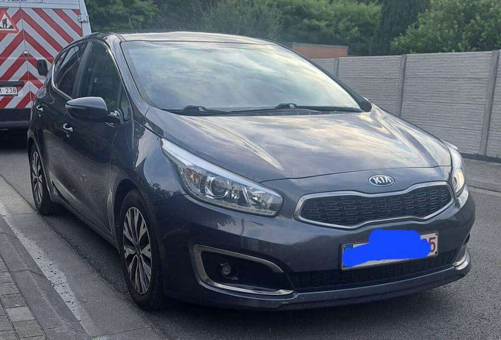 Kia Cee\'D 1.6 CRDi Navi Edition ISG