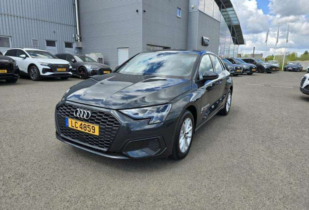 Audi Sportback 30 TDI