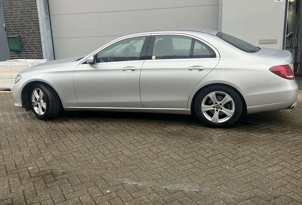 Mercedes-Benz E 220 d