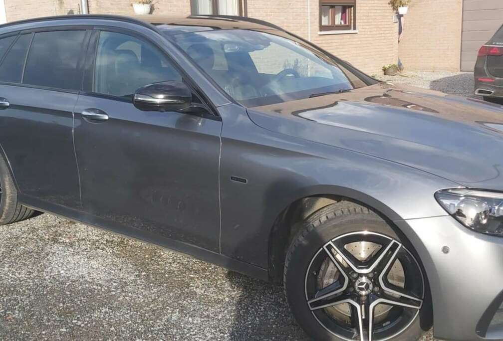 Mercedes-Benz E+300+de+4-Matic+PEHV