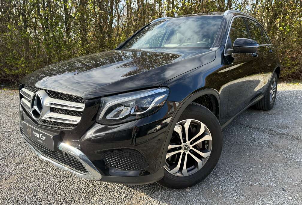 Mercedes-Benz GLC 250 d 4-Matic (EU6c) * AMG LINE INTERIOR *