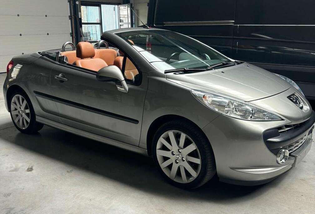 Peugeot 207 CC 1.6i 16v Pack