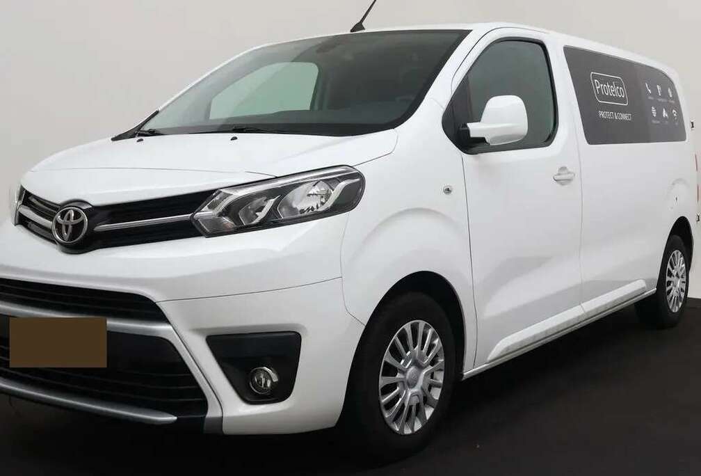 Toyota 2.0 D-4D Professional  Trekhaak  Navi  Clima