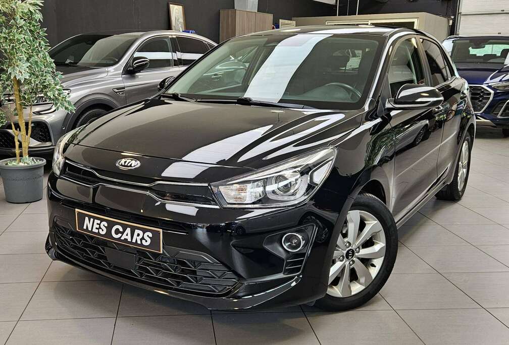 Kia Rio 1.0 T,\