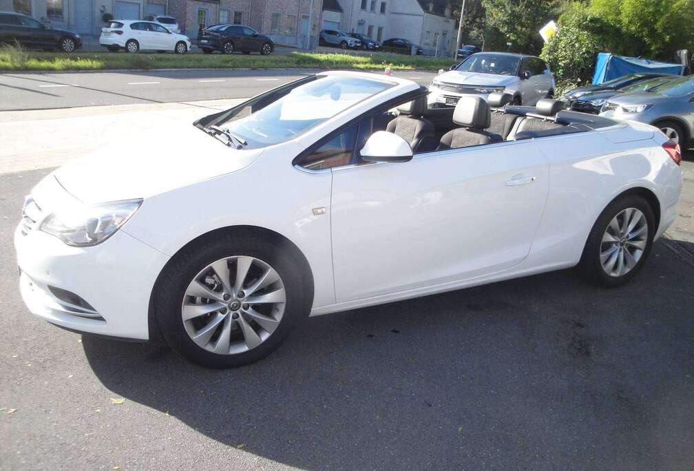 Opel Cascada 1.4 Turbo Cosmo S