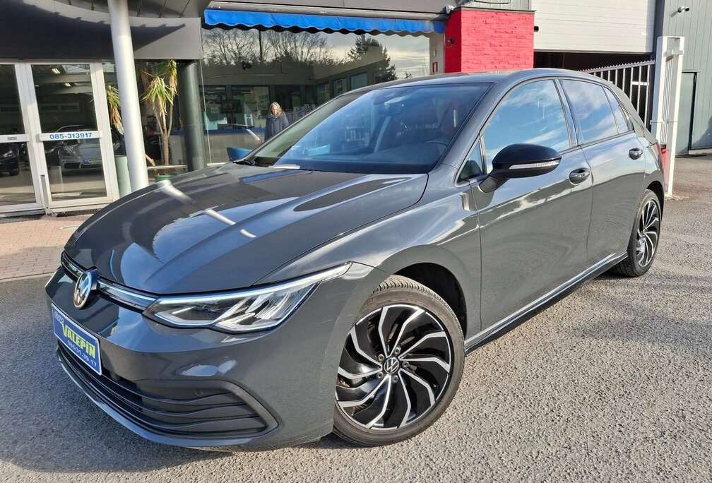 Volkswagen Golf 1.0TSI 110cv 6Vit GPS/LED/CARPLAY/APS/JA17/AB