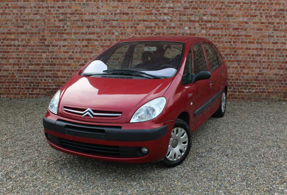 Citroen Xsara Picasso 1.6i * EXPORT MARCHAND *