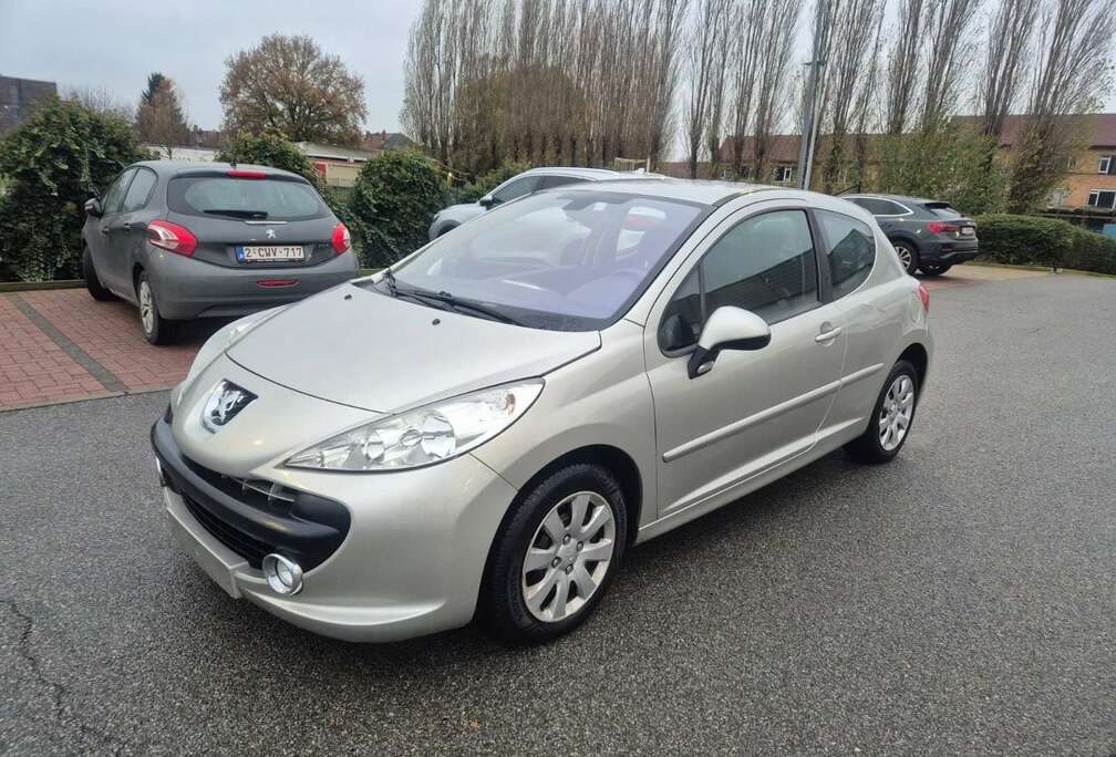 Peugeot 1.6i 16v Sporty Pack