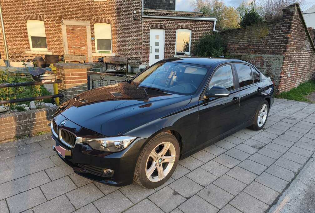 BMW 316i 136 ch