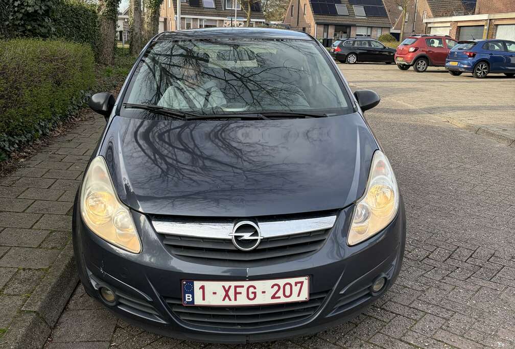 Opel Corsa 1.2i Sport