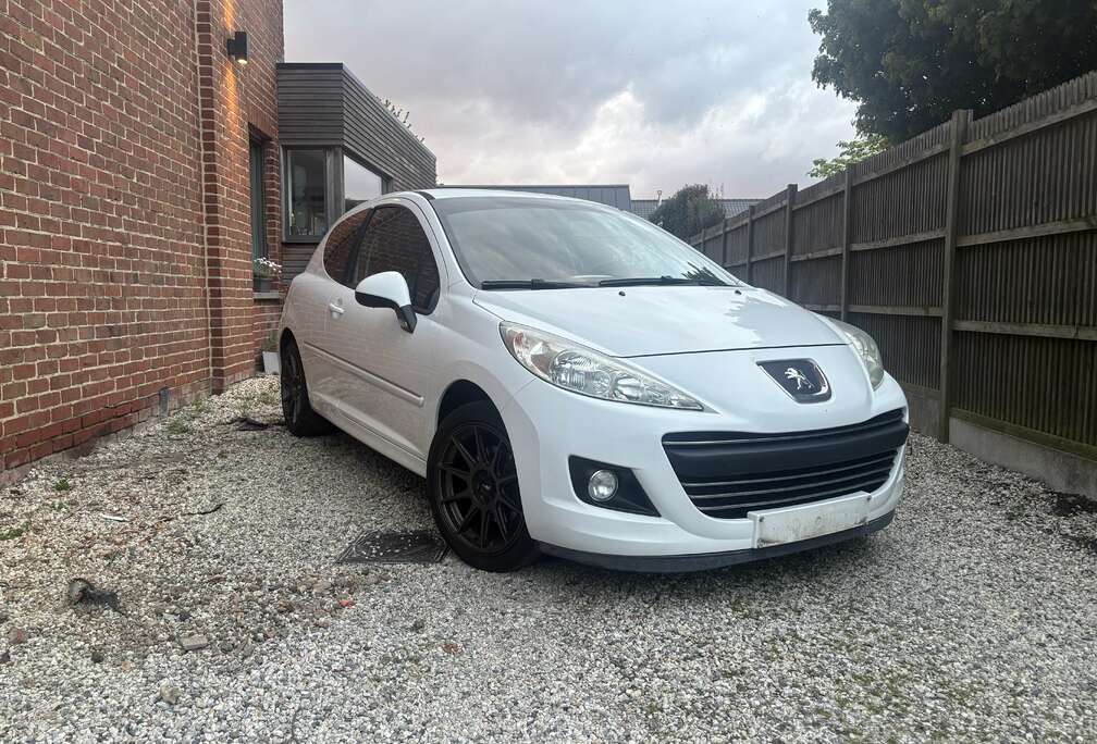 Peugeot 1.6 HDi X Line 99g FAP