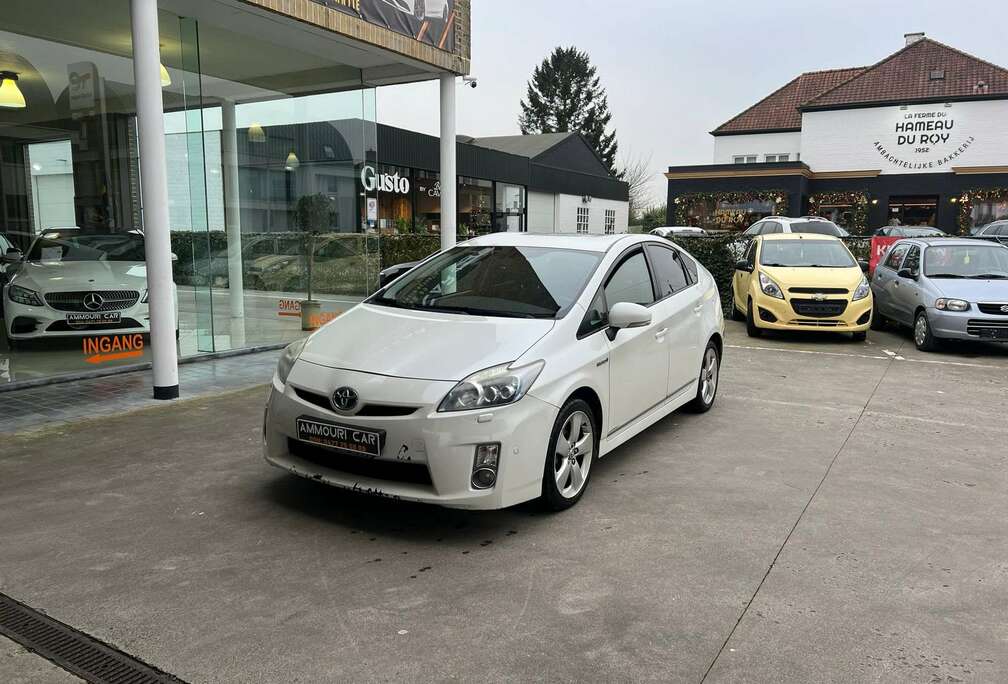 Toyota (Hybrid) Life