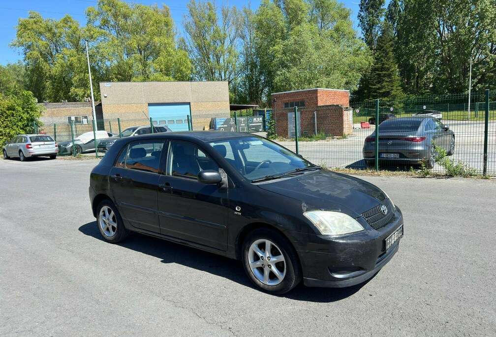 Toyota 1.6i VVT-i AIRCO CLIMATISÉ JANTE ALUMINIUM Linea Luna