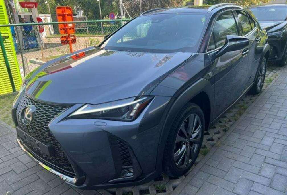 Lexus F-Sport Design