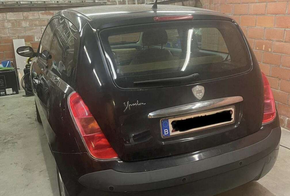 Lancia 1.2i 8v